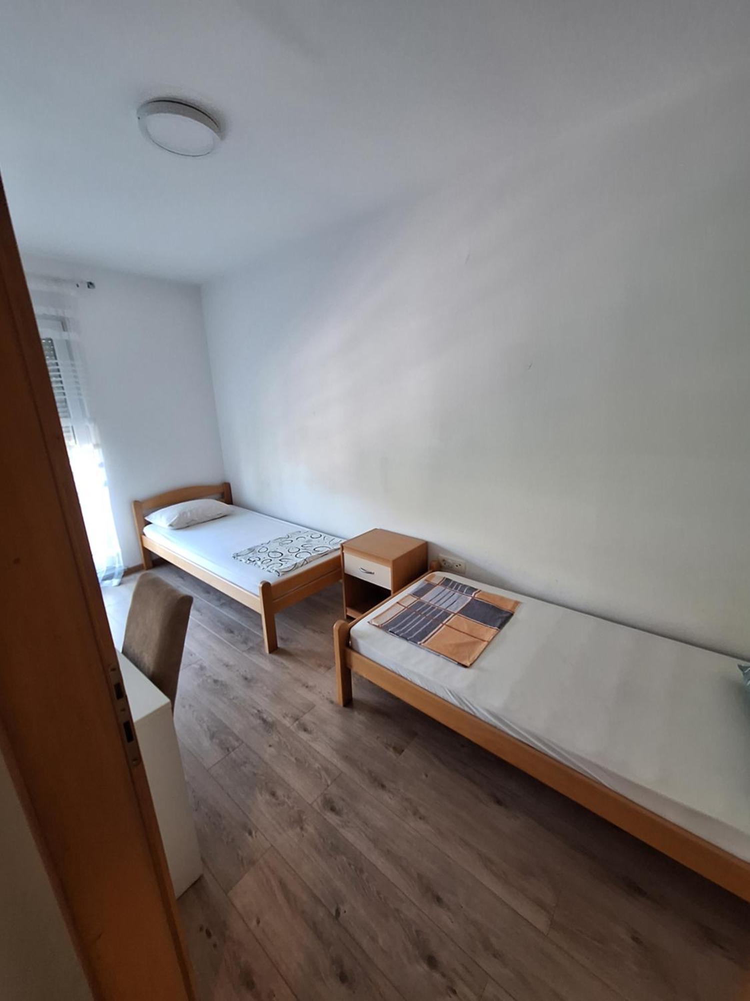 Apartment Enjoy Free Private Parking Mostar Buitenkant foto