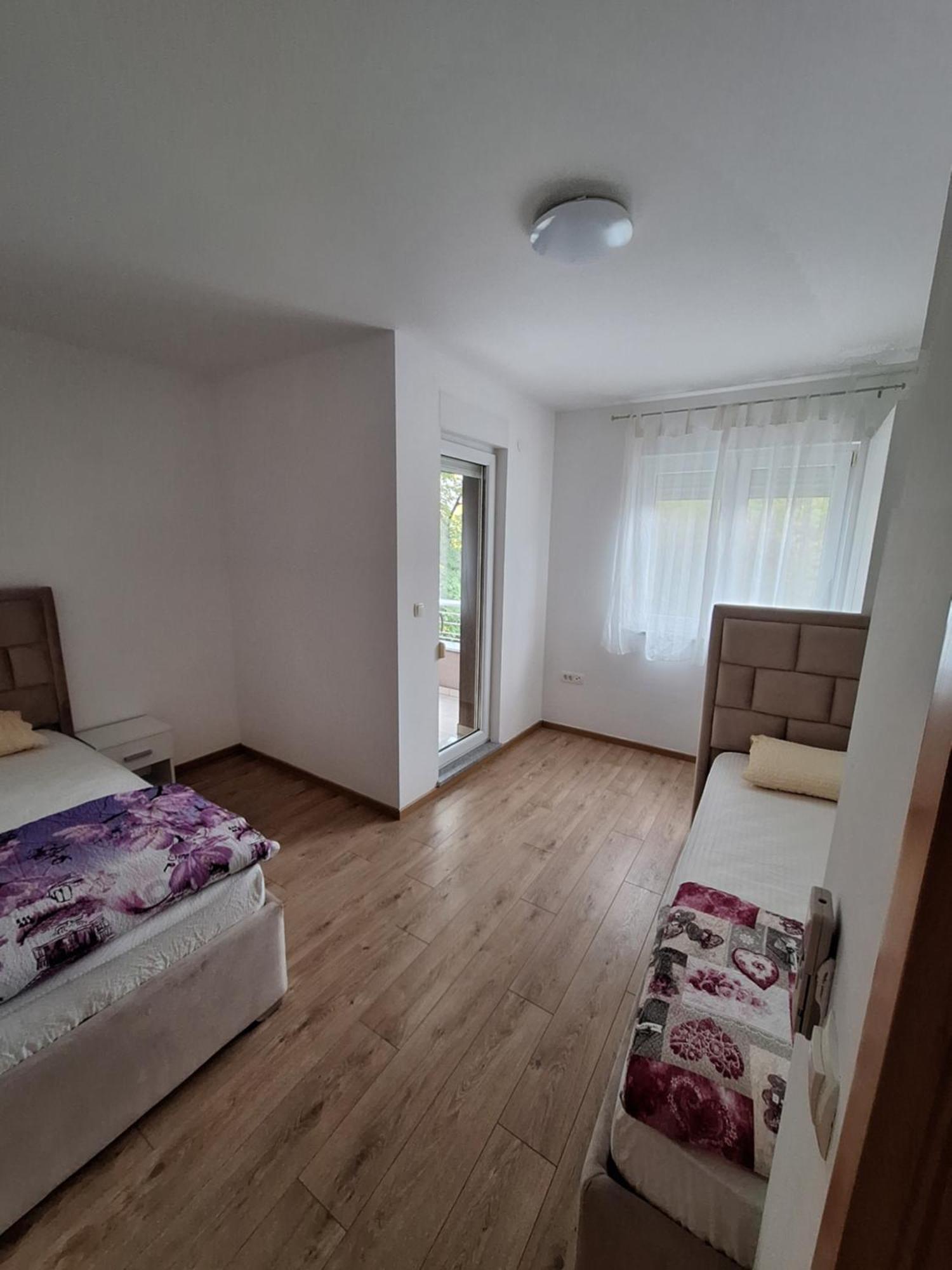 Apartment Enjoy Free Private Parking Mostar Buitenkant foto