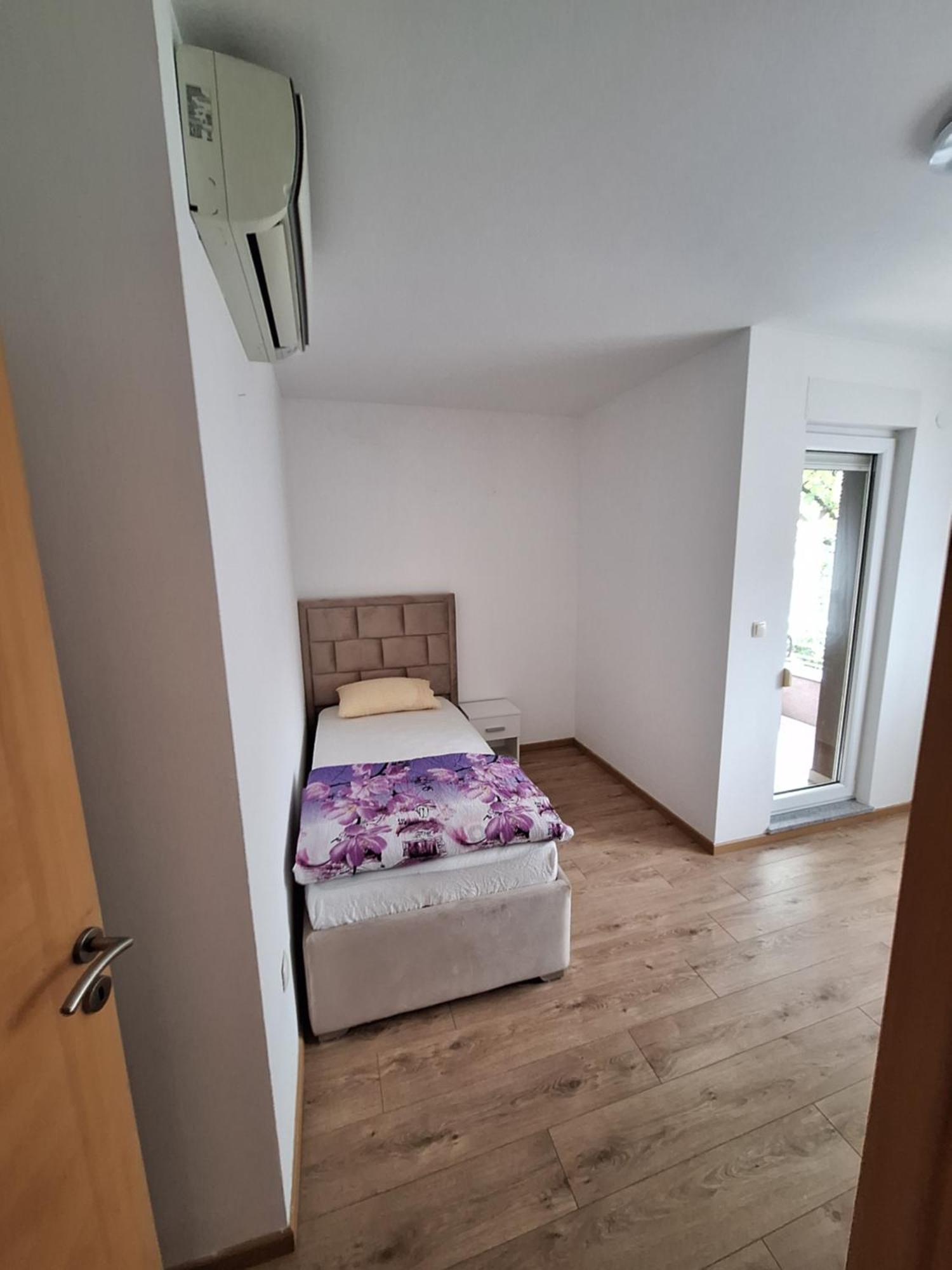 Apartment Enjoy Free Private Parking Mostar Buitenkant foto