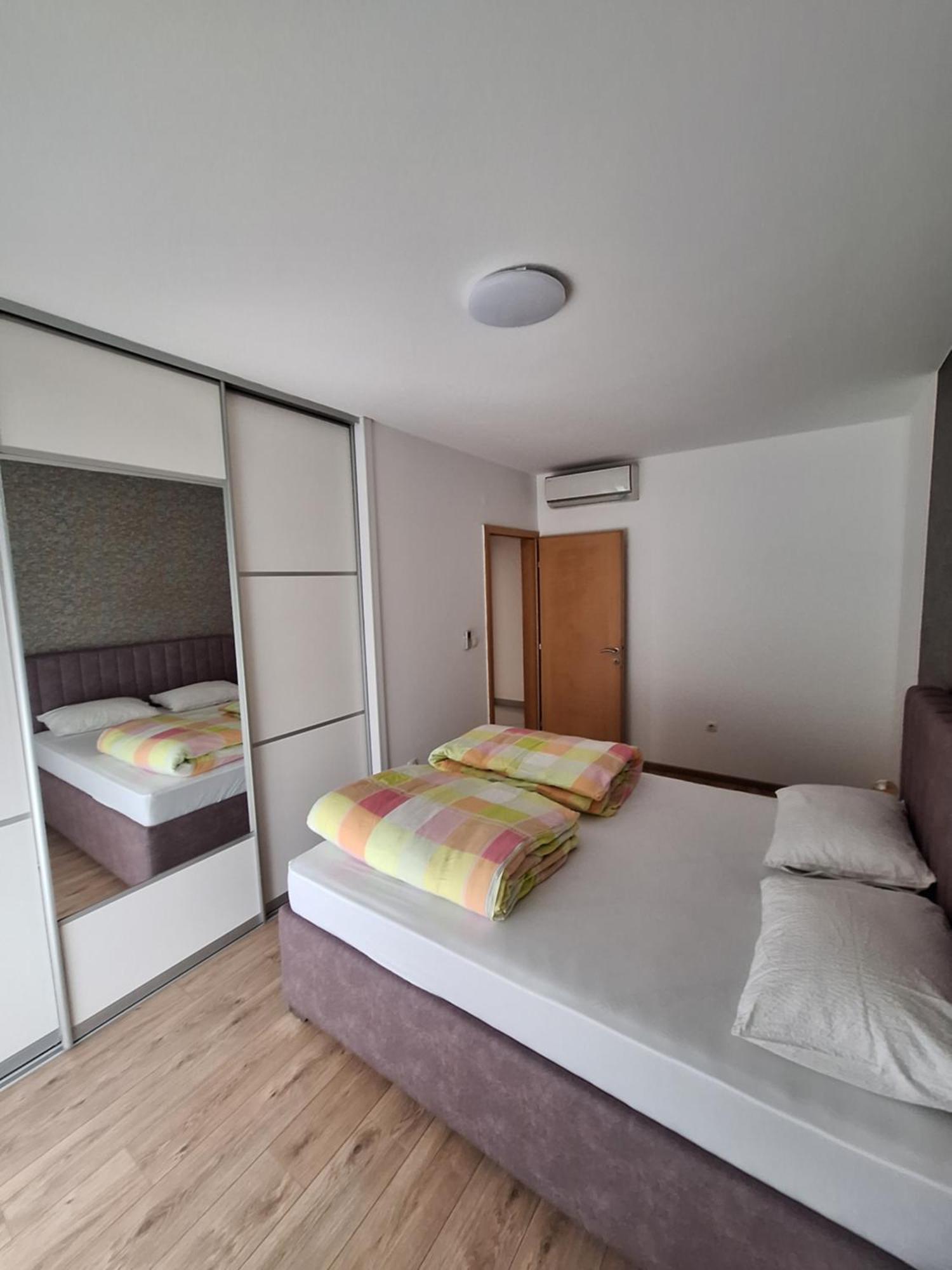 Apartment Enjoy Free Private Parking Mostar Buitenkant foto