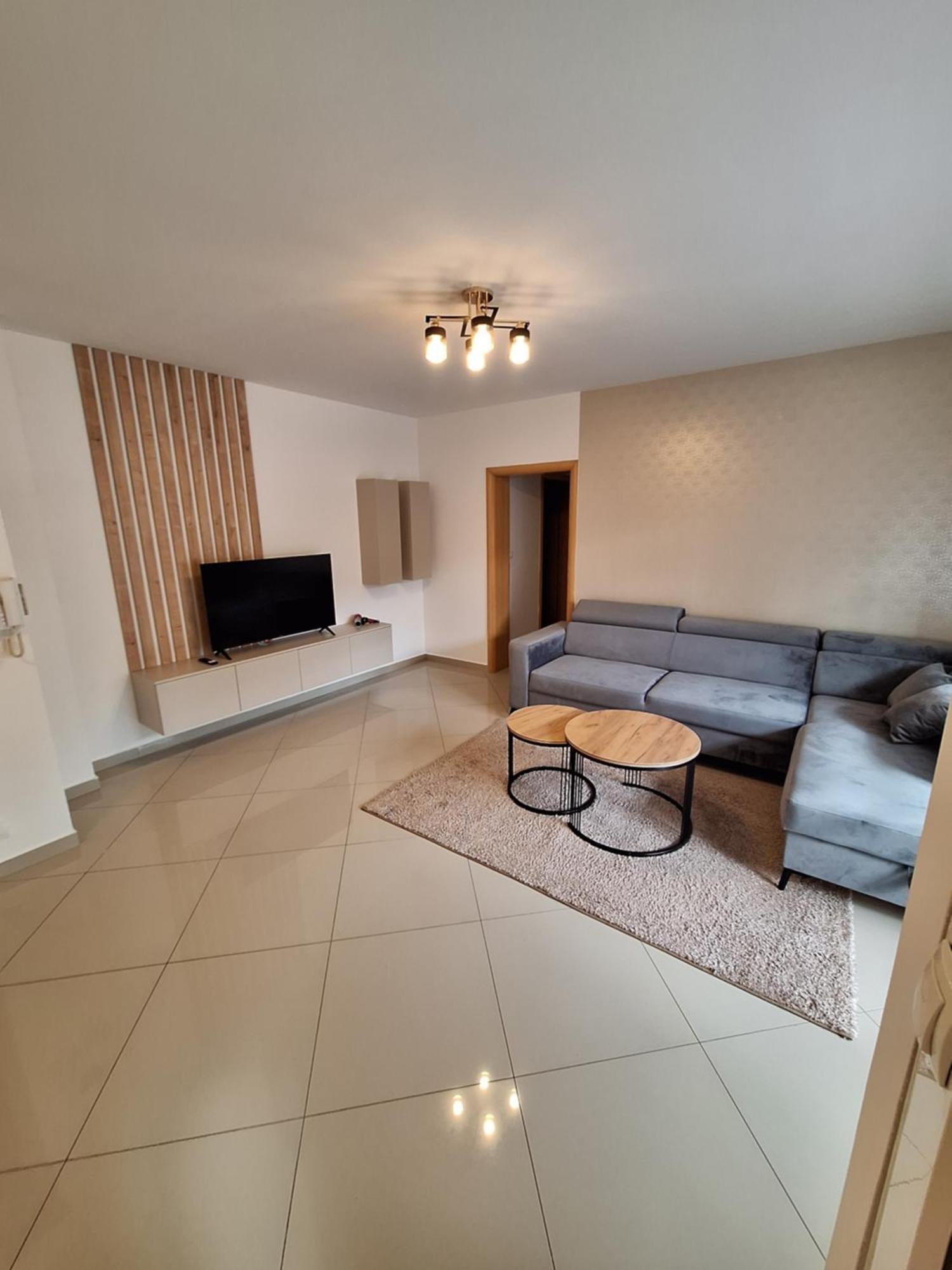 Apartment Enjoy Free Private Parking Mostar Buitenkant foto