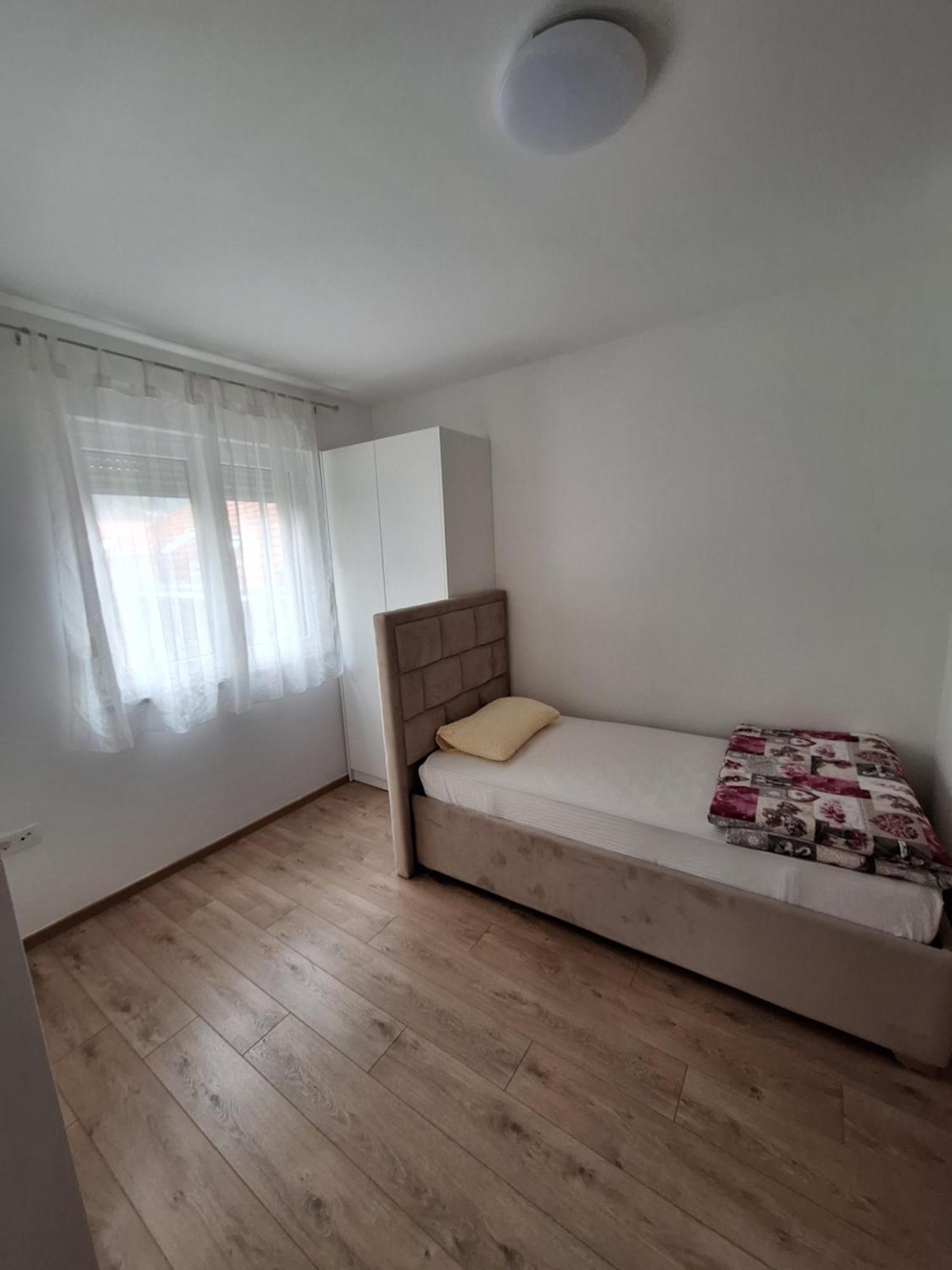 Apartment Enjoy Free Private Parking Mostar Buitenkant foto