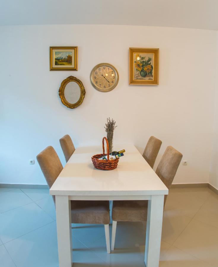 Apartment Enjoy Free Private Parking Mostar Buitenkant foto
