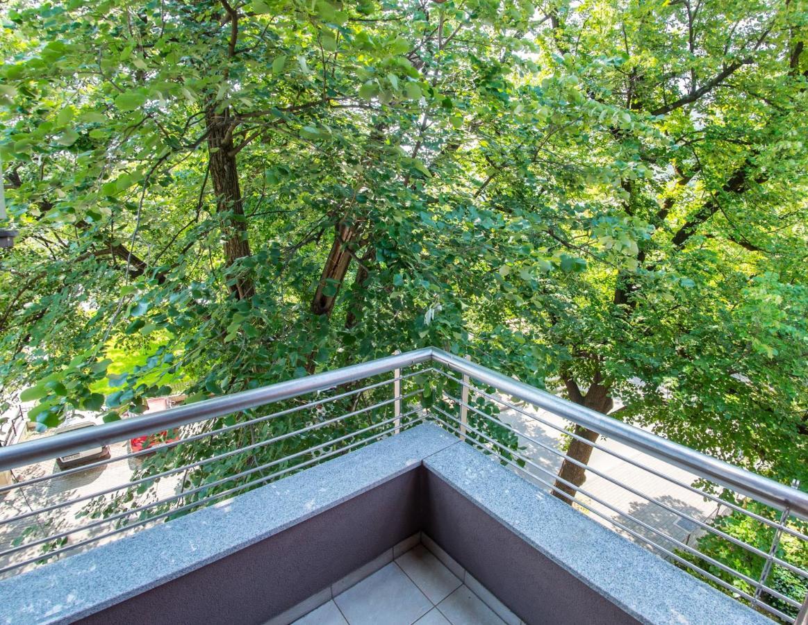 Apartment Enjoy Free Private Parking Mostar Buitenkant foto